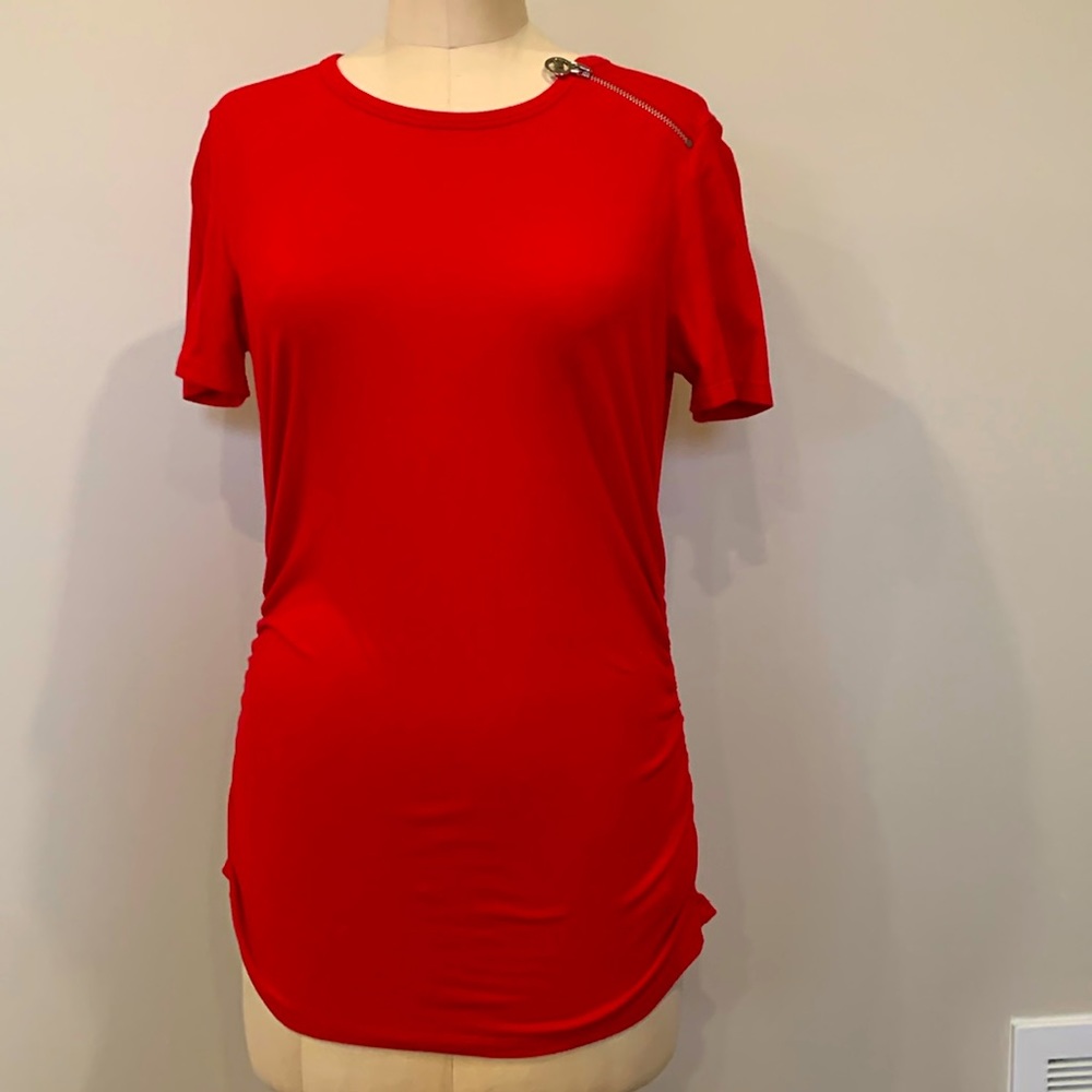 Michael Kors red fitted Tshirt with side neckline zip and side gatherings